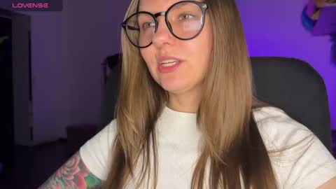  HADLY today day-off see u online 0112  online show from 02.09.25