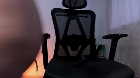 Snapshot of _purplecherry_ chatting on 01.15.25 Cherr online show from 01.15.25