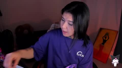 Snapshot of _rachell1 chatting on 12.01.25 Stefany online show from 12.01.25