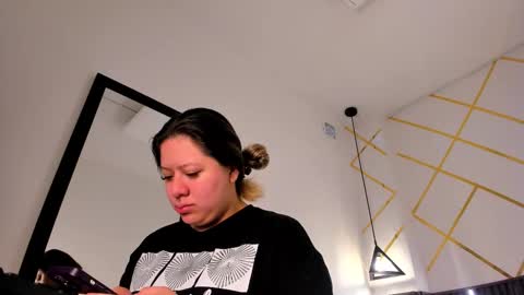 rebecca online show from 10.01.25