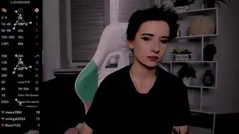 Snapshot of _rein_ramm chatting on 10.27.25 Rein online show from 10.27.25