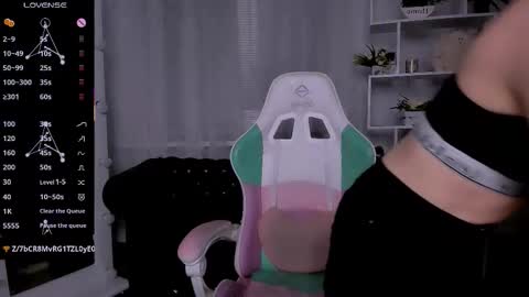 Snapshot of _rein_ramm chatting on 11.08.25 Rein online show from 11.08.25