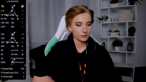 Snapshot of _rein_ramm chatting on 11.24.25 Rein online show from 11.24.25