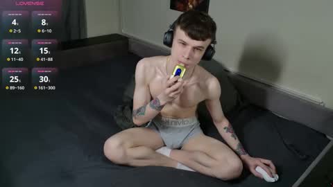 Reisy online show from 04.25.26