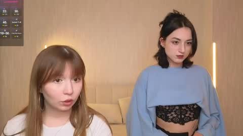 Snapshot of _reverse_gang_ chatting on 05.23.26 LISSAPVT IS OPEN online show from 05.23.26
