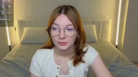 Snapshot of _reverse_gang_ chatting on 06.20.26 LISSAPVT IS OPEN online show from 06.20.26