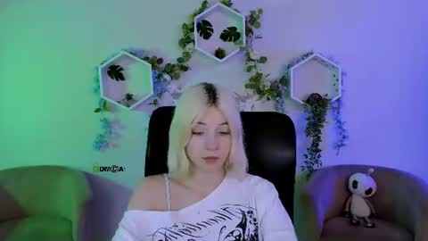 sabrina  online show from 07.12.26