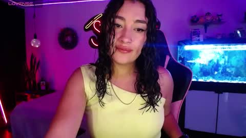 Snapshot of _santalove_ chatting on 12.17.24 SantaLove online show from 12.17.24