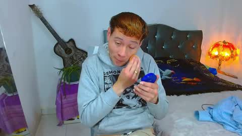 santi online show from 04.23.26
