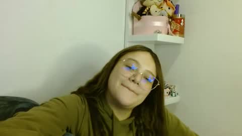 Snapshot of _sarahh_0hh chatting on 12.10.24 Sarah online show from 12.10.24