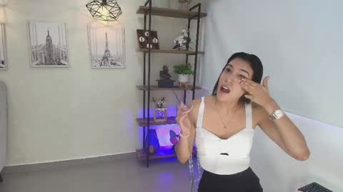 Sassy Girl online show from 04.27.26