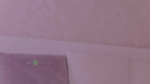 Snapshot of _seductive_ chatting on 03.08.26 Alya online show from 03.08.26