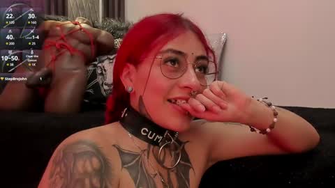Snapshot of _selene_red chatting on 01.16.25 Selene online show from 01.16.25