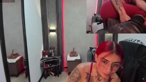 Snapshot of _selene_red chatting on 02.14.25 Selene online show from 02.14.25