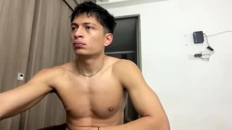 Juan Pablo-independent model online show from 04.26.26