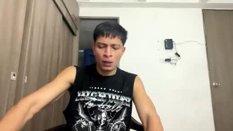 Juan Pablo-independent model online show from 04.28.26