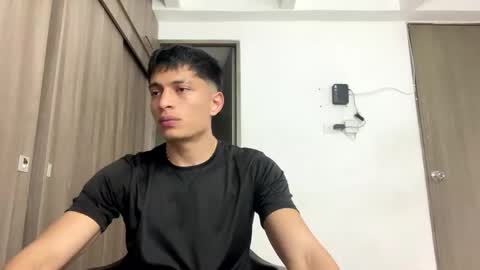 Juan Pablo-independent model online show from 05.08.26
