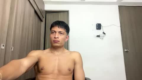 Juan Pablo-independent model online show from 05.10.26