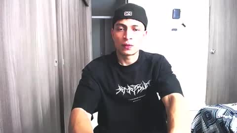 Juan Pablo-independent model online show from 05.20.26