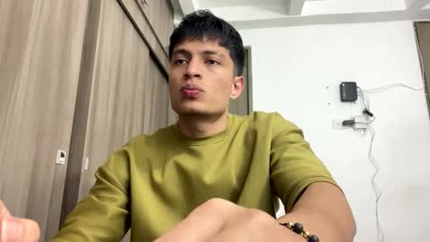 Juan Pablo-independent model online show from 05.26.26