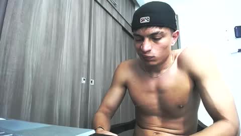 Juan Pablo-independent model online show from 06.12.26