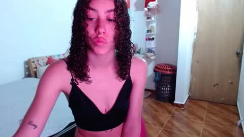 _shanellxxx online show from 05.05.26