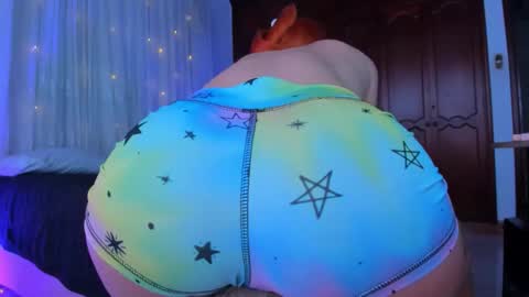 Snapshot of _shantall_777 chatting on 11.25.25 Shsntal online show from 11.25.25