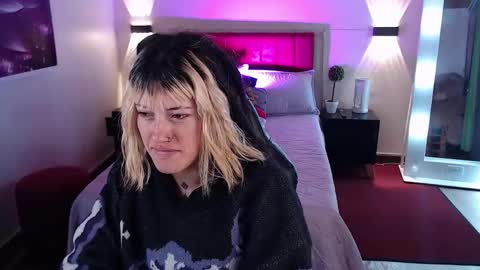 _sharlotte777 online show from 03.12.25