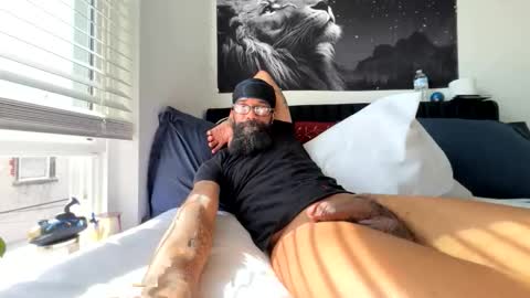 Snapshot of _slimreaper69 chatting on 04.16.26 Slim Reaper online show from 04.16.26