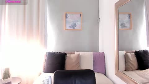    640  200   online show from 07.21.26