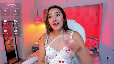 Sophie  online show from 01.06.26