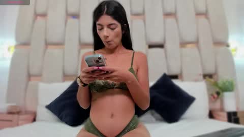  sophiie ross  online show from 01.07.26