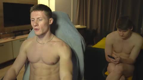 OLIVERpvt is open online show from 10.28.25