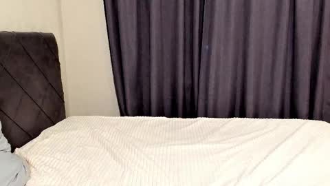 OLIVERpvt is open online show from 04.28.26