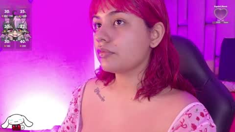 Snapshot of _sowy_venus_ chatting on 07.29.26 V E N U S online show from 07.29.26