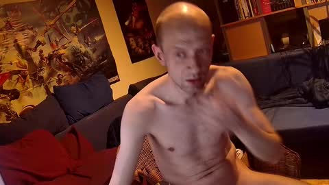 Snapshot of _svenerd87___ chatting on 10.12.25 Sven online show from 10.12.25