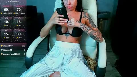 Milana   welcome to my world  online show from 05.11.26