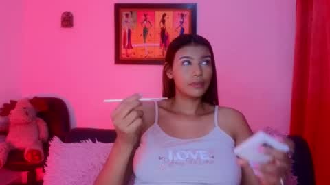   0900 p.m a 0500 a.m Colombia time UTC -5  online show from 02.27.26