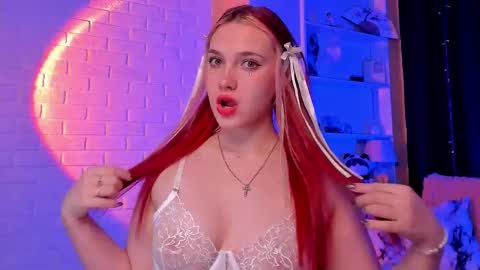 Snapshot of _sweetiemary_ chatting on 11.30.25 _sweetiemary_ online show from 11.30.25