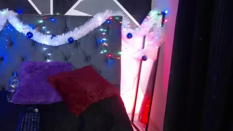 Snapshot of _tattoo_couple chatting on 12.28.24 online show from 12.28.24