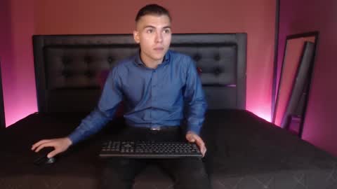 Snapshot of _tattoo_couple chatting on 02.17.25 online show from 02.17.25