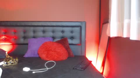 Snapshot of _tattoo_couple chatting on 02.24.25 online show from 02.24.25