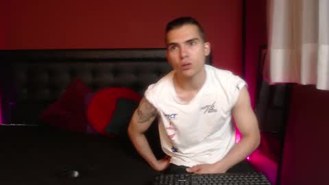 Snapshot of _tattoo_couple chatting on 03.08.25 online show from 03.08.25