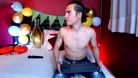 Snapshot of _tattoo_couple chatting on 09.23.25 online show from 09.23.25