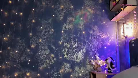 Snapshot of _thenightmoon_ chatting on 12.15.25 _thenightmoon_ online show from 12.15.25