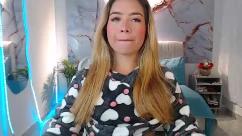 _tiffany1 online show from 09.14.25