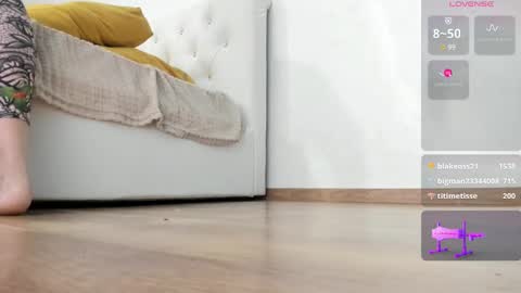 Snapshot of _timeless_paradox chatting on 12.10.24 LilyOpen Pvt online show from 12.10.24