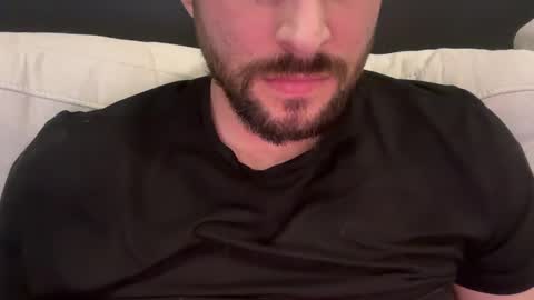 Snapshot of _ur_happy_meal chatting on 12.31.24 DJ online show from 12.31.24