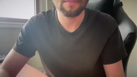 Snapshot of _ur_happy_meal chatting on 02.25.25 DJ online show from 02.25.25