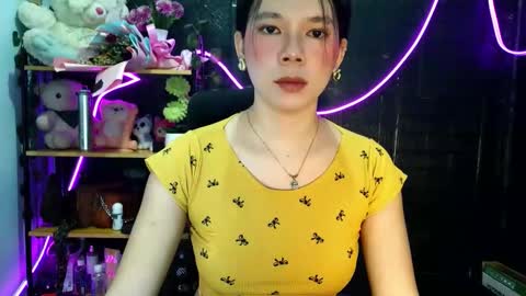_urpetitegirl online show from 05.10.26